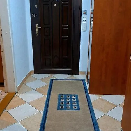 Apartman Apartment *